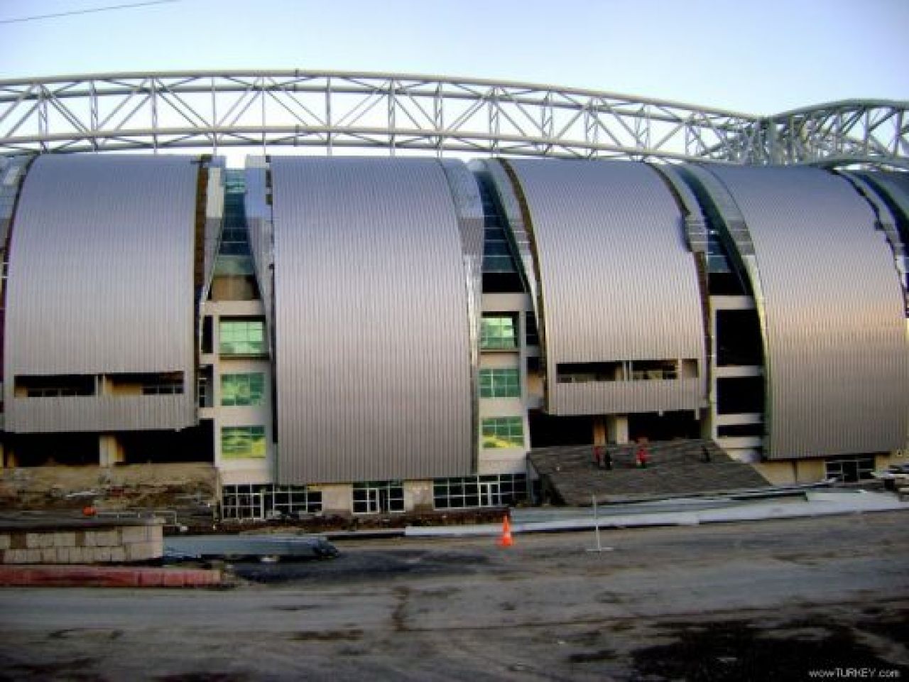 Craiova si Dinamo nu au unde juca! Vezi ce stadioane construiesc turcii:_9