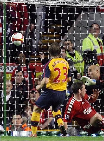 VIDEO: Liverpool 4-4 Arsenal! Un englez a castigat 500.000 Â£ la pariuri, cu o cota de 500-1!_10