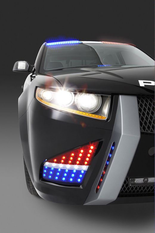 VEZI cum arata o super masina de Politie: Carbon Motors E7: NYPD!_6