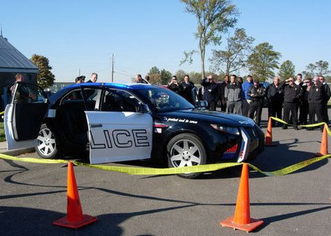 VEZI cum arata o super masina de Politie: Carbon Motors E7: NYPD!_35