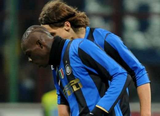 SOC! Chivu i-a bagat mana in gat unui adversar! Presa Italia il face praf: 