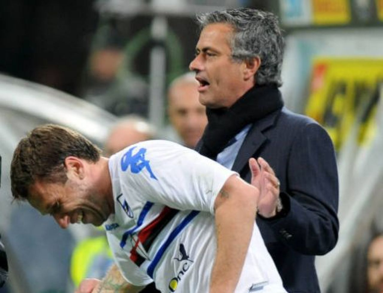 SOC! Chivu i-a bagat mana in gat unui adversar! Presa Italia il face praf: