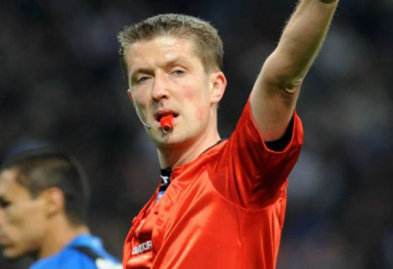 SOC! Chivu i-a bagat mana in gat unui adversar! Presa Italia il face praf: