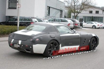 Vezi foto spion cu Mercedes Sls!_2