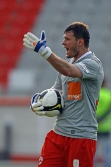 Dinamo l-a pierdut pe Lobont, Farul are cel mai prost atac dupa Buzau in Liga I! Vrei sa apere Niculae? :)_4