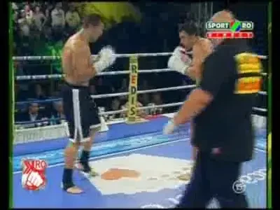 Ovidiu Buga a castigat la puncte in primul meci Kombat.ro in fata moldoveanului Rosca!