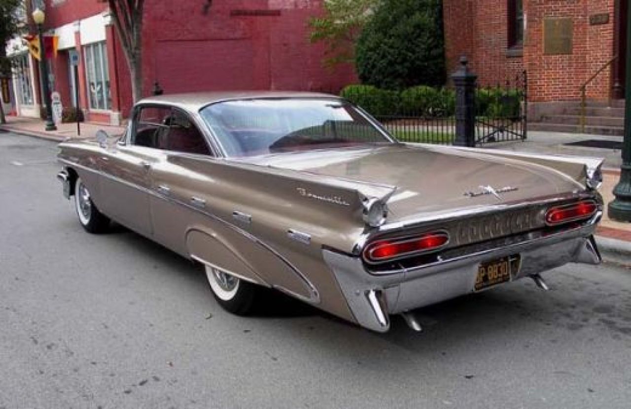 General Motors inchide divizia Pontiac dupa 82 de ani: Vezi cele mai tari 10 Pontiac-uri EVER:_9