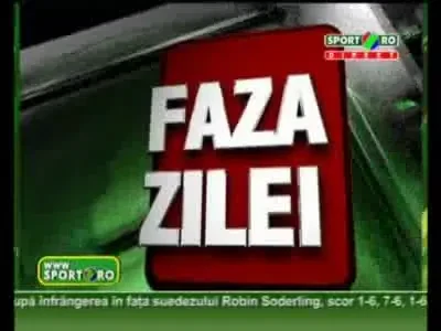 Faza Zilei: Ce Kaka, Messi sau Ronaldinho? Vezi ce face o veverita cu mingea! :))