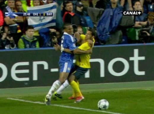 Chelsea acuza 5 penalty-uri neacordate! Gerard Pique: 