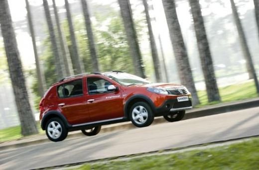 Dacia prezinta la Salonul Auto de la Barcelona, Dacia Sandero Stepway! Vezi primele poze:_11