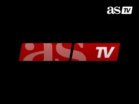 VIDEO / Pasa la portar..de la mijlocul terenului! Vezi un super tontogol!