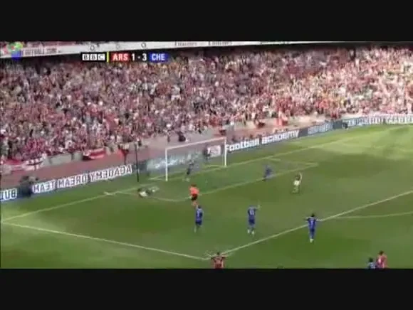 VIDEO / Vezi cum au plonjat in careu jucatorii lui Arsenal in meciul cu Chelsea!