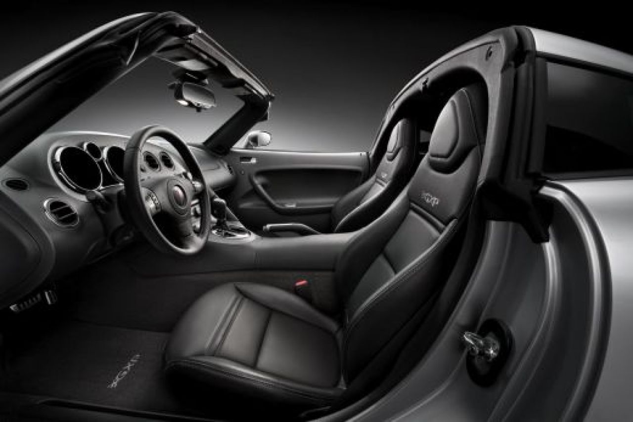Pontiac Solstice si Saturn Sky ar putea supravietui! VEZI CUM:_8