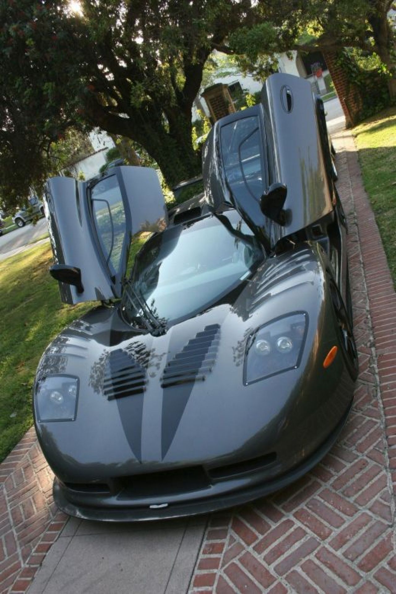 Mosler MT900 GTR XX Twin Turbo Land Shark: vezi un super bolid de 2.500 CP!_19