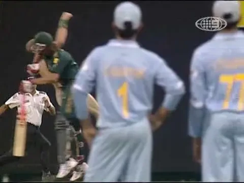 FOTO / Vezi cum arata cei mai TARI exhibitionisti din lume: