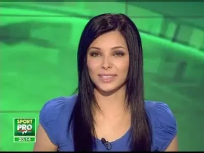 VIDEO / Vezi cea mai TARE acrobatie: cum sa treci un rau de 1 km..pe o sarma: