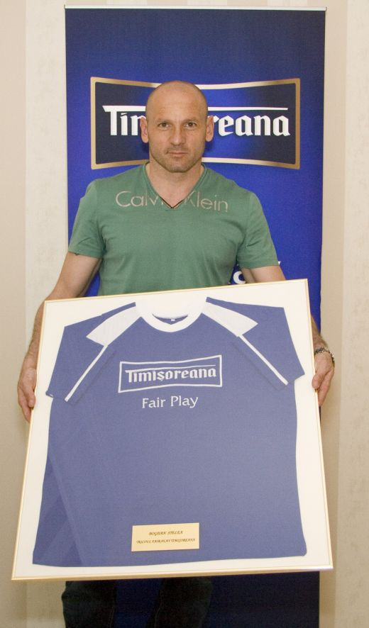 Stelea, cel mai Fair Play om din Liga I! Tricoul Fair Play Timisoreana sauâ€¦ Respect, Mr. Stelea!_2
