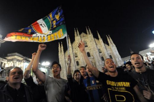 FOTO si VIDEO - cele mai TARI imagini de la petrecerea lui Inter 17!_6