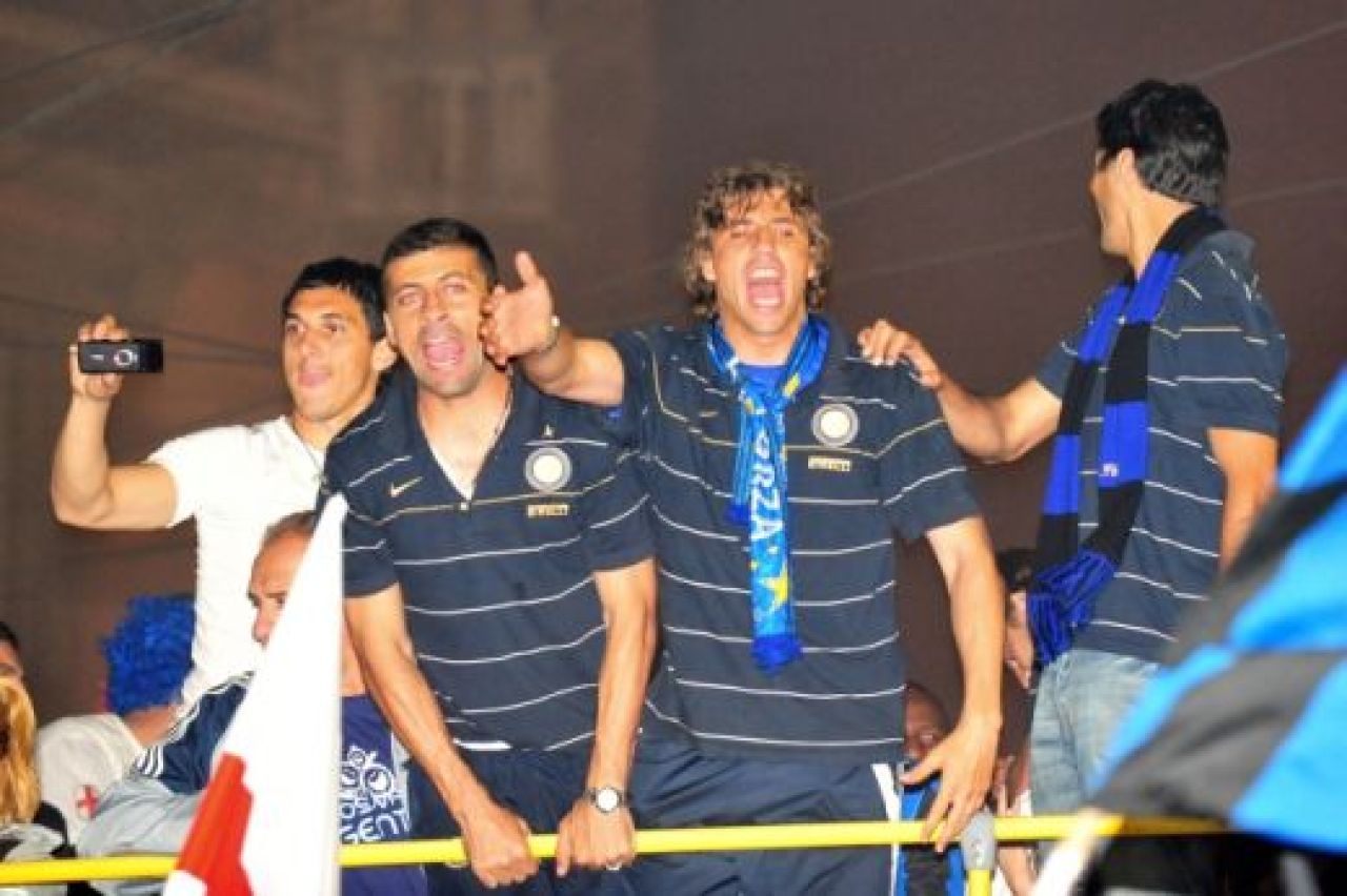 FOTO si VIDEO - cele mai TARI imagini de la petrecerea lui Inter 17!_33