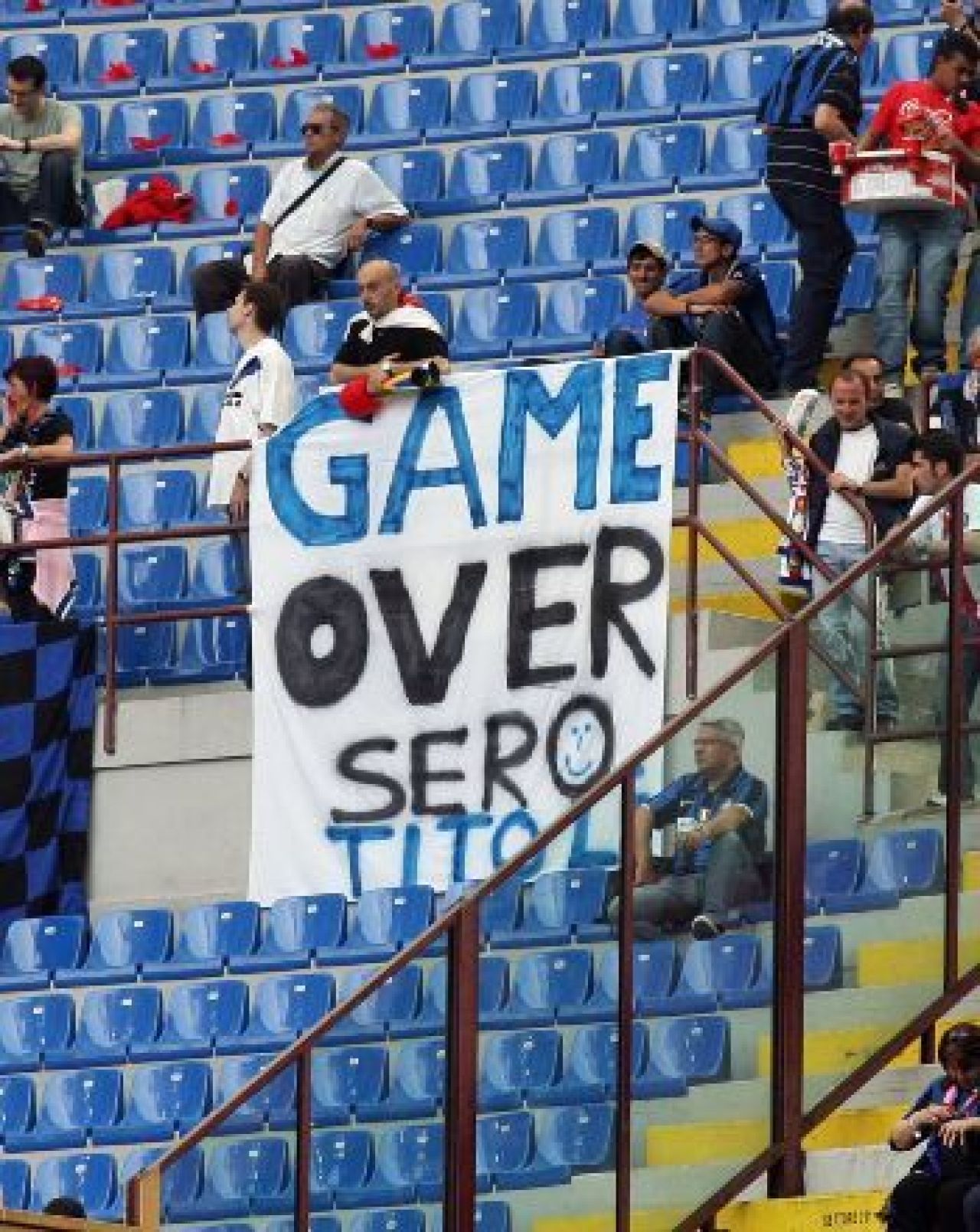 FOTO si VIDEO - cele mai TARI imagini de la petrecerea lui Inter 17!_35