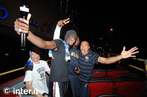 FOTO si VIDEO - cele mai TARI imagini de la petrecerea lui Inter 17!_89