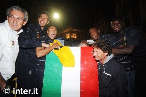 FOTO si VIDEO - cele mai TARI imagini de la petrecerea lui Inter 17!_87