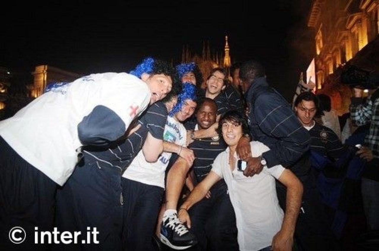 FOTO si VIDEO - cele mai TARI imagini de la petrecerea lui Inter 17!_88