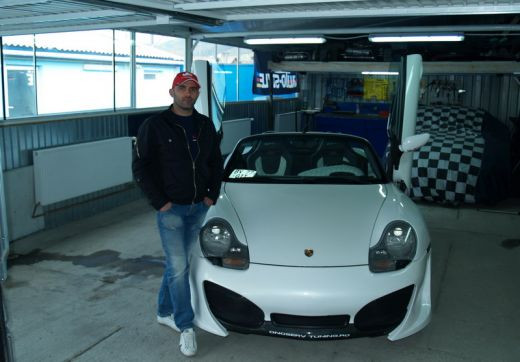 Vezi cum arata un Porsche Boxter S cu Lambo doors, sambata, ProMotor, 11:15 la Pro TV._2