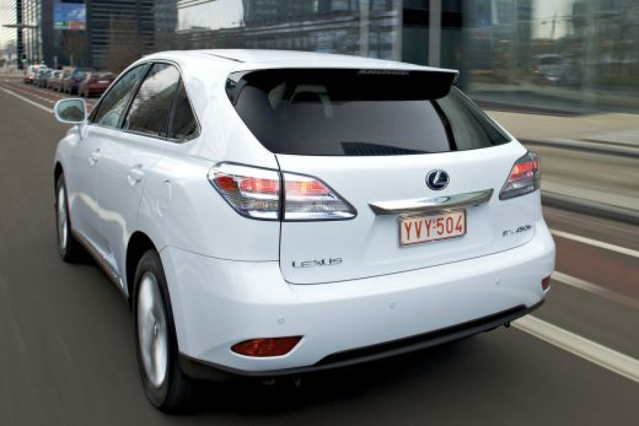 Primul SUV cu trei motoare: Lexus RX450h, sambata, la ProMotor, de la 11:15!_5