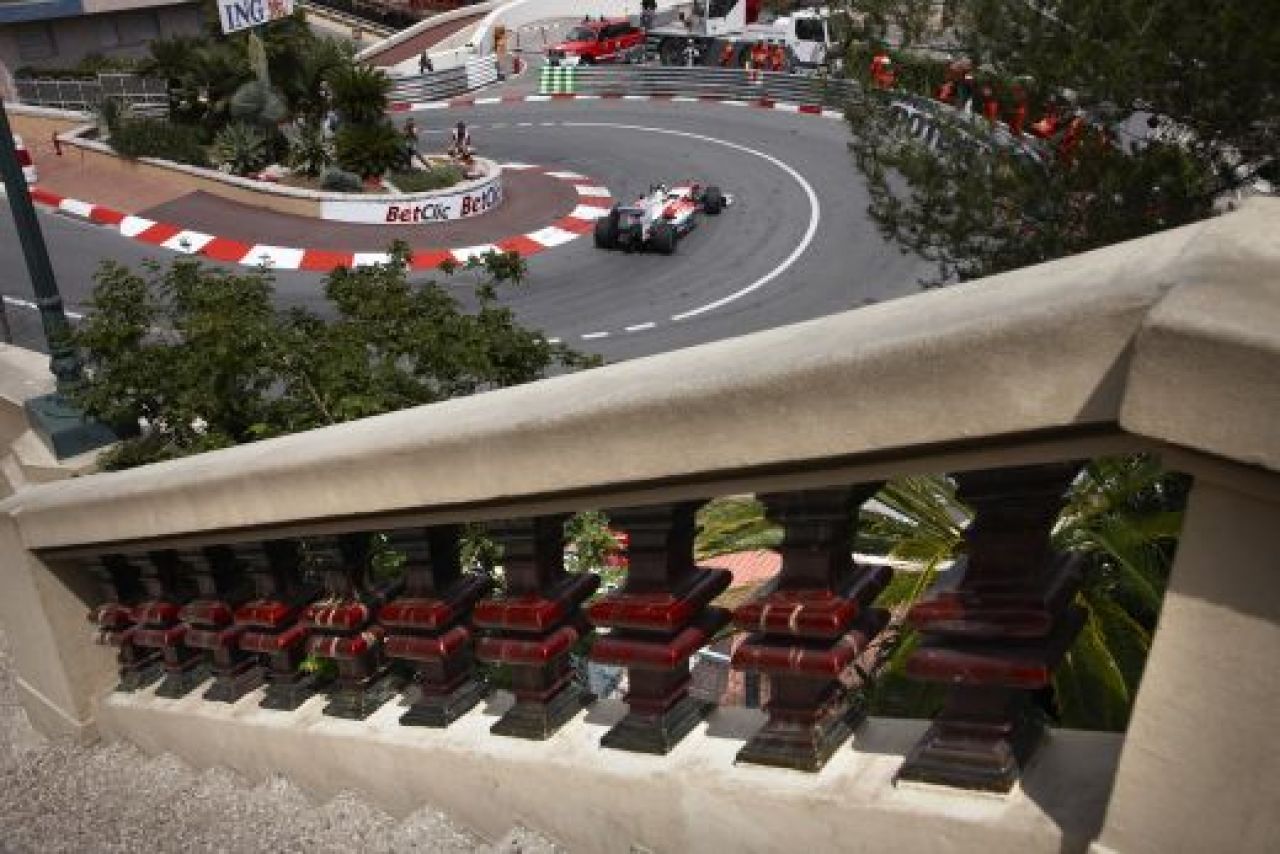 Raikkonen, aproape de pole-position in Monaco_8