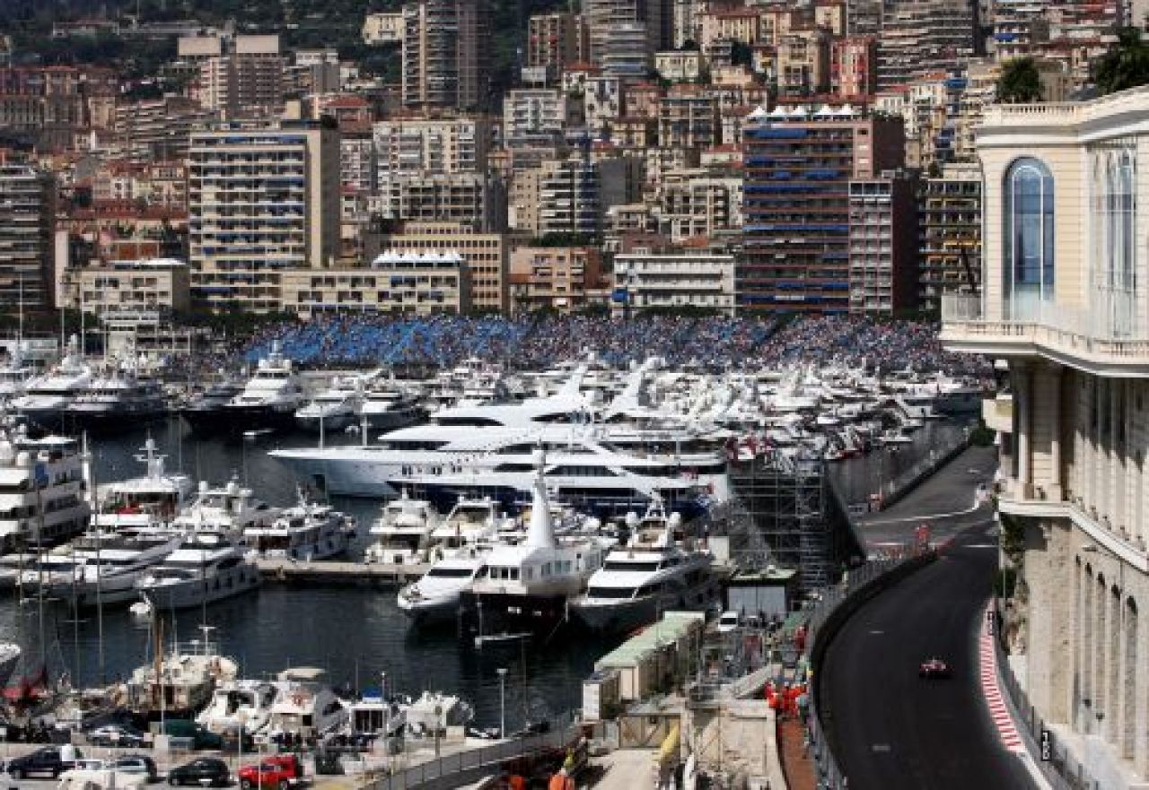 Raikkonen, aproape de pole-position in Monaco_9
