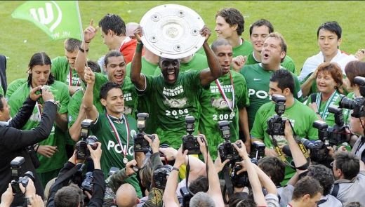 ISTORIC! Wolfsburg, campioana Germaniei! Bayern pe doi, Marica ia bronzul!_3