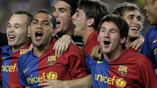 VIDEO! Nebunie la Barcelona! Messi a prezentat trofeul de campioni: 