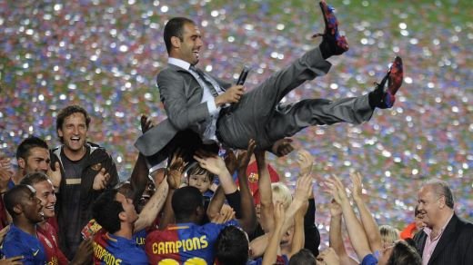 VIDEO! Nebunie la Barcelona! Messi a prezentat trofeul de campioni: 