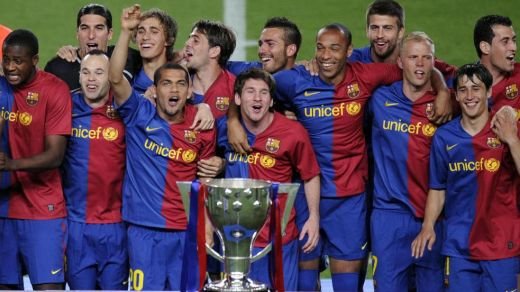 VIDEO! Nebunie la Barcelona! Messi a prezentat trofeul de campioni: 