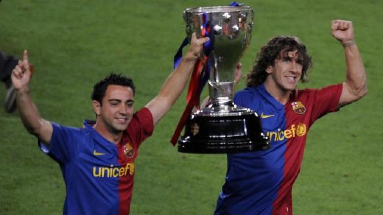 VIDEO! Nebunie la Barcelona! Messi a prezentat trofeul de campioni:
