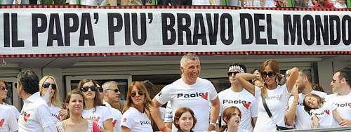 Omul cu care s-au batut Hagi, Laca sau Dan Petrescu - Paolo Maldini se retrage din fotbal! Vezi ce a insemnat Maldini pentru Milan:_14