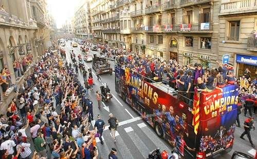 Messi a fost votat cel mai bun jucator din UCL! VIDEO: imagini cu nebunia de la Barcelona_11