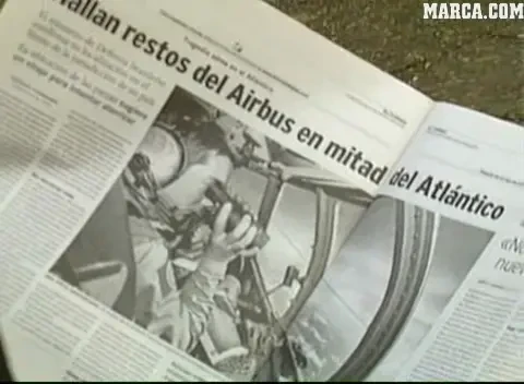 El trebuia sa se afle in cursa mortii! Un fotbalist brazilian a scapat cu viata pentru ca este mai..zgarcit!