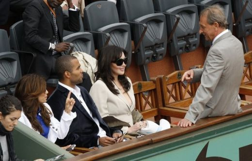 Federer in lacrimi! A castigat primul sau Roland Garros in finala cu Soderling!_15