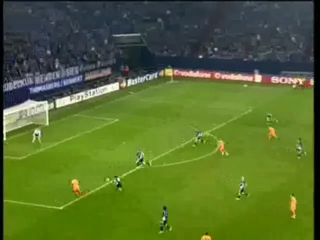 Urmareste-l pe noul Messi - Bojan Krkic