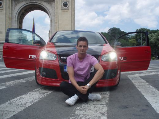 Vezi un super Volkswagen Golf GTI cu motor 2 l turbo si 350 CP, sambata, ProMotor, ora 12:30, la Pro TV. _5