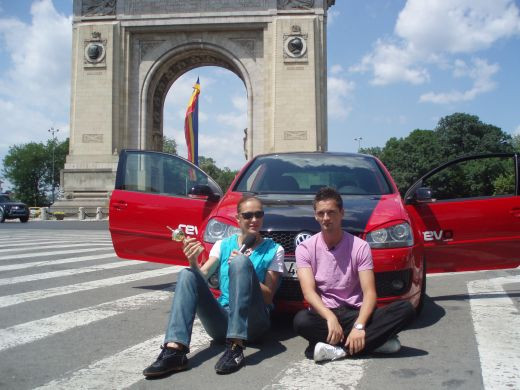 Vezi un super Volkswagen Golf GTI cu motor 2 l turbo si 350 CP, sambata, ProMotor, ora 12:30, la Pro TV. _11