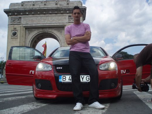 Vezi un super Volkswagen Golf GTI cu motor 2 l turbo si 350 CP, sambata, ProMotor, ora 12:30, la Pro TV. _14