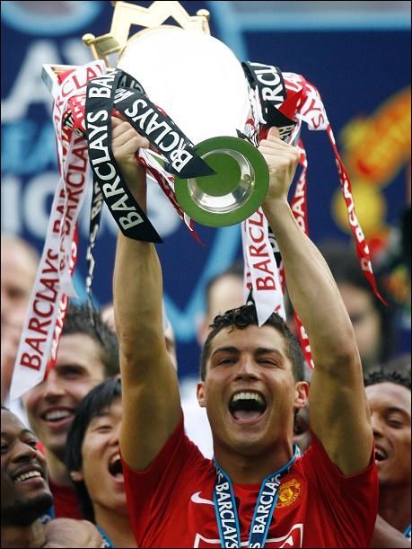 Ronaldo socheaza: