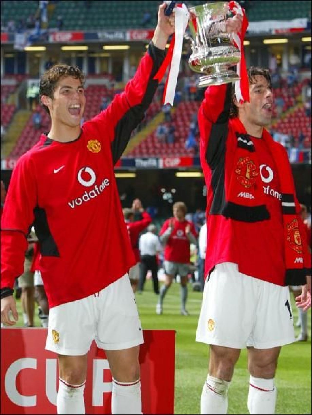 Ronaldo socheaza: