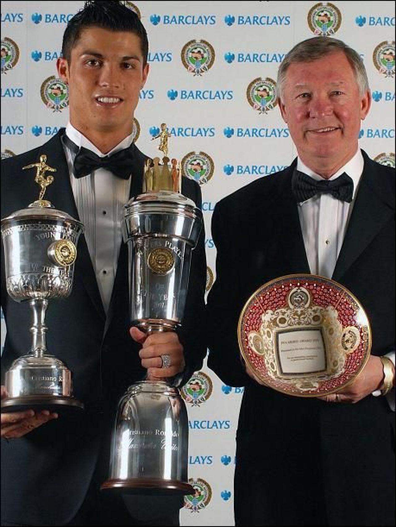 Ronaldo socheaza: