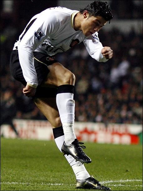 Ronaldo socheaza: