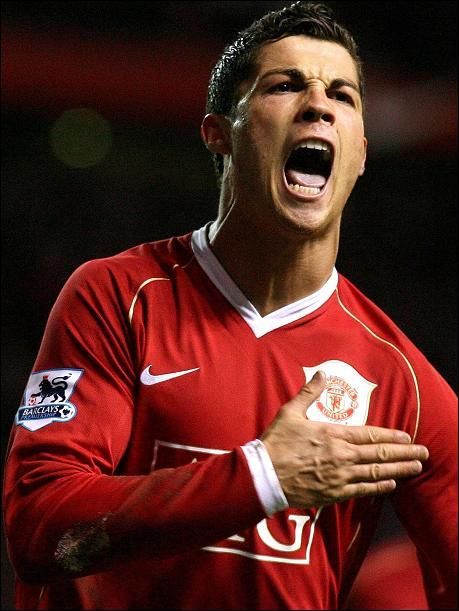 Ronaldo socheaza: