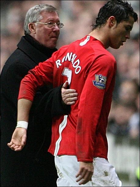 Ronaldo socheaza: